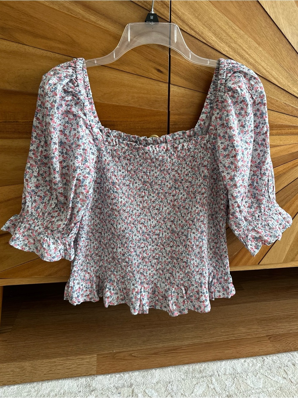 GAP Cotton Pink Floral Smocked Puff-Sleeve Top - size M